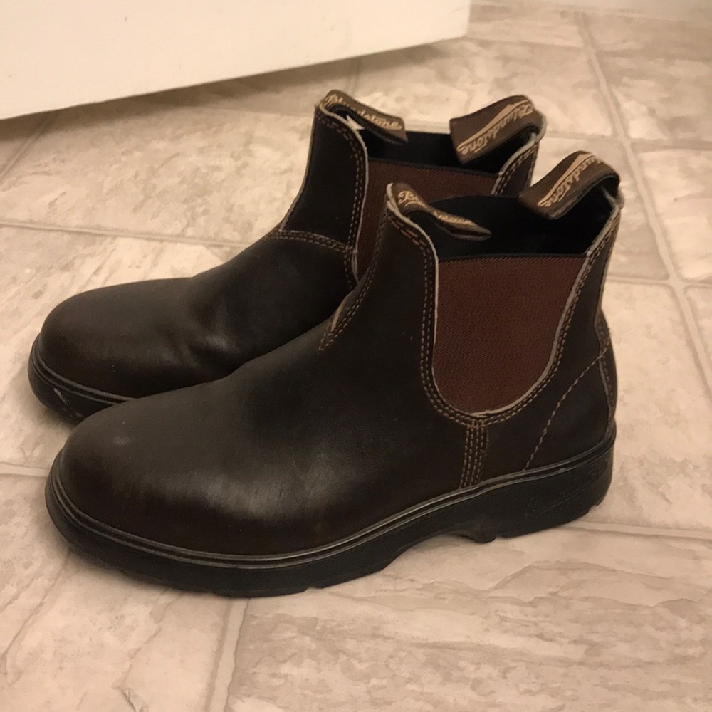Women’s blundstones